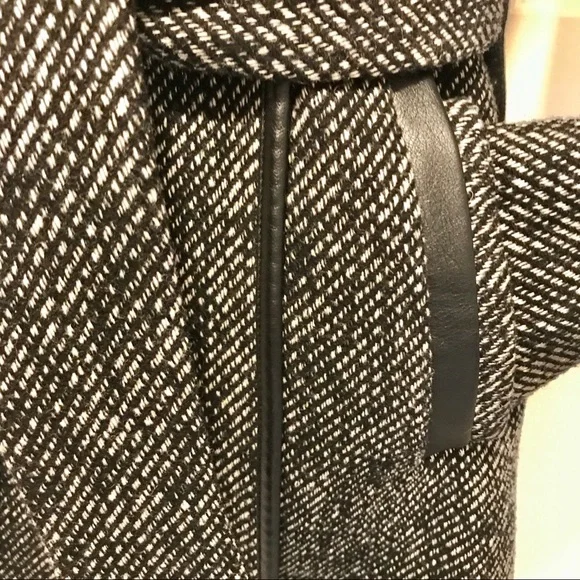Trina Turk Jami Belted Tie Back Wool Coat Size 0 - Picture 5 of 11